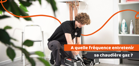 technicien prenant ses outils pour l