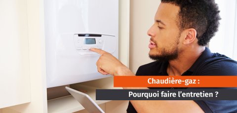 technicien entretient la chaudière