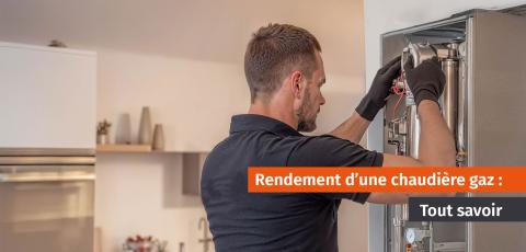 Technicien Garanka travaillant sur une chaudière gaz